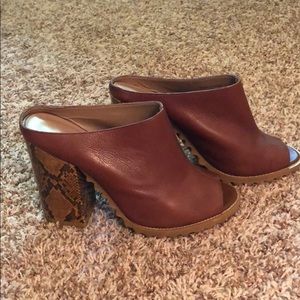Women’s Daniblack- snake skin heel mule, size 9